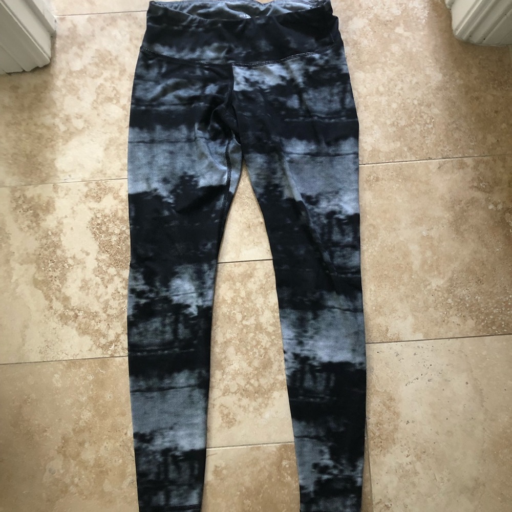 Old Navy Active Leggings